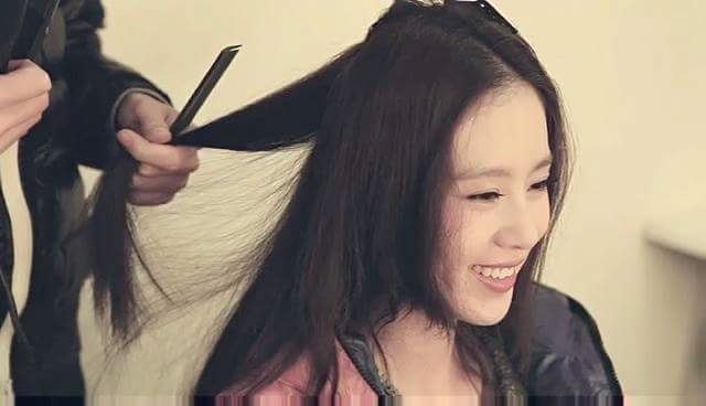 Fan lục lọi ảnh cũ và 'sửng sốt' nét đẹp dịu dàng từ xưa của Thi Thi