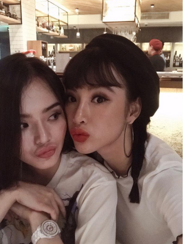 Hình ảnh khác lạ khó nhận ra khiến "bà mẹ nhí" vướng vào nghi án bơm môi.