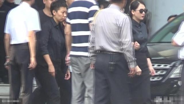 1 năm Kiều Nhậm Lương mất, Trần Kiều Ân vẫn chẳng thể nguôi ngoai