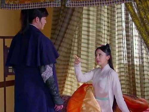 Lỗi nội y trên phim khiến cả mỹ nhân Hoa ngữ nhìn lại còn phải ngượng