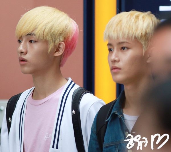Mê mẩn với nhan sắc không qua photoshop của loạt thần tượng Kpop