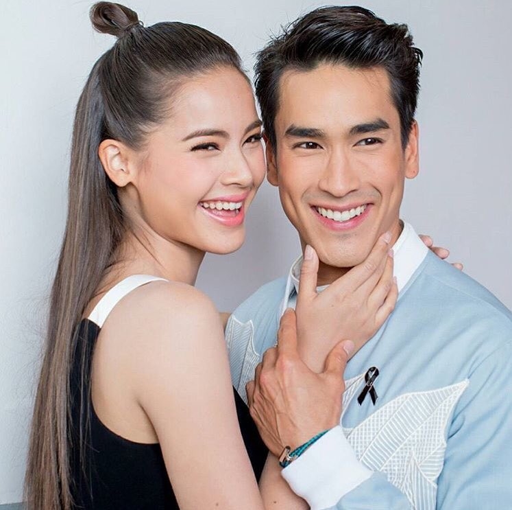 Nadech phủ nhận là chủ nhân của nhẫn kim cương mới trên tay Yaya