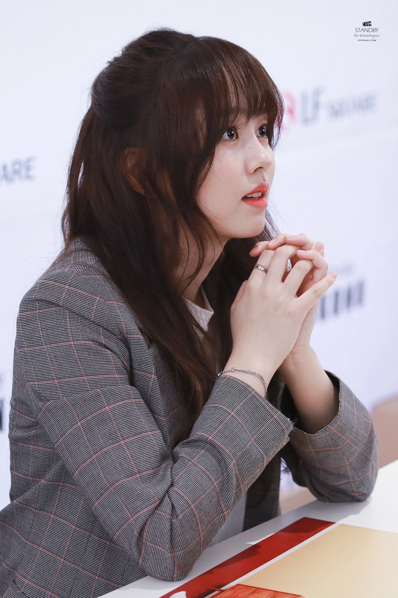 Kim So Hyun ngày càng đẹp ngây ngất lòng người khiến fan phổng mũi