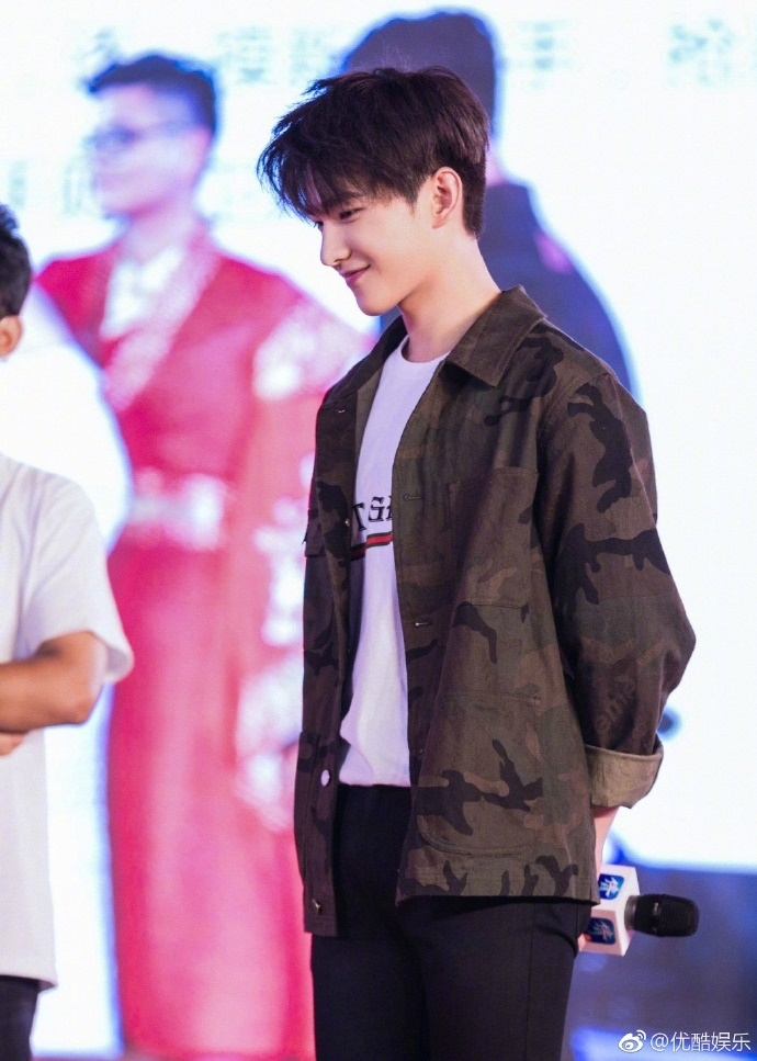 'Rụng rời' trước vẻ đẹp trai khó cưỡng của 'Đại thần' Dương Dương