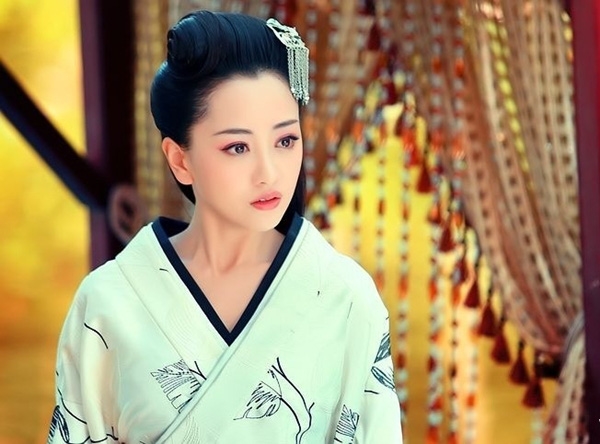 Nếu Sở Kiều Truyện 2 bấm máy, mỹ nhân nào sẽ thay thế Triệu Lệ Dĩnh?