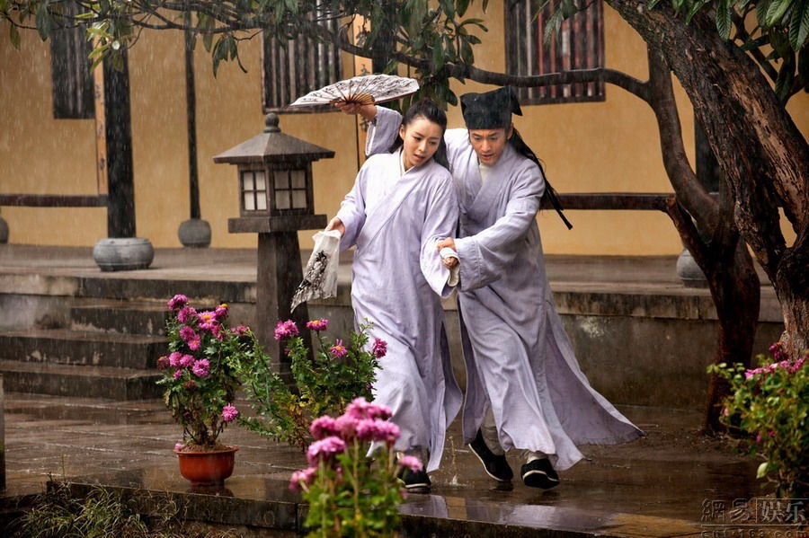 Những lần mỹ nhân Hoa ngữ hóa 'em gái mưa' đẹp lung linh trên màn ảnh