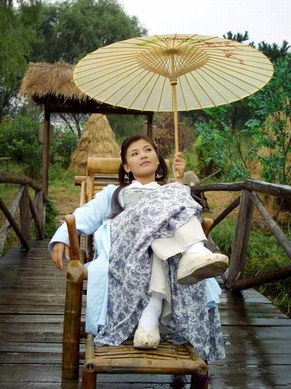 Những lần mỹ nhân Hoa ngữ hóa 'em gái mưa' đẹp lung linh trên màn ảnh