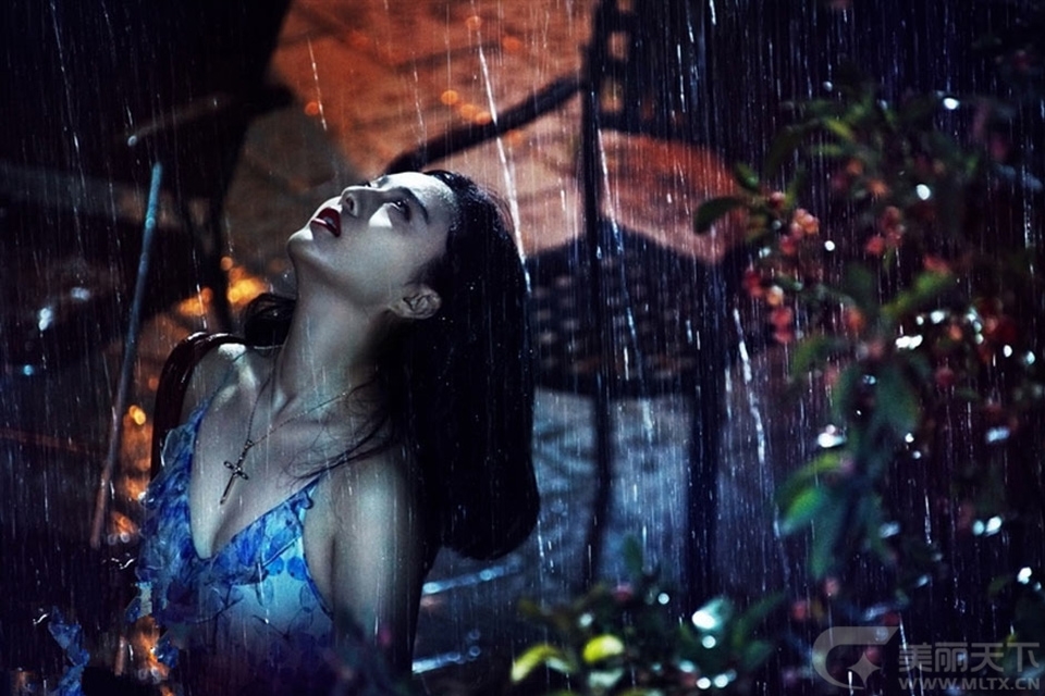 Những lần mỹ nhân Hoa ngữ hóa 'em gái mưa' đẹp lung linh trên màn ảnh