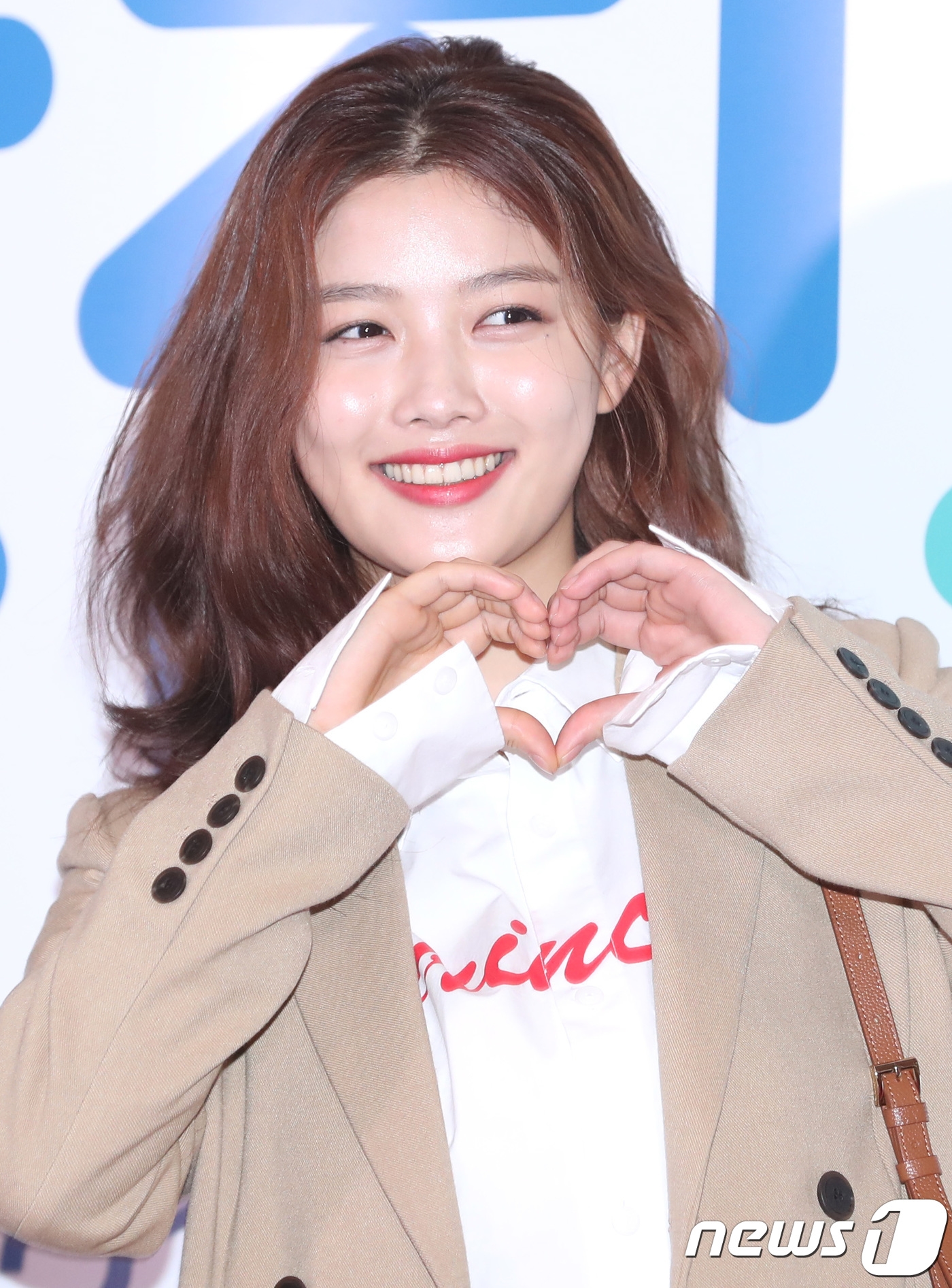 Kim Yoo Jung, Kim Sae Ron tới xem chiếu VIP movie mới của Jin Ji Hee