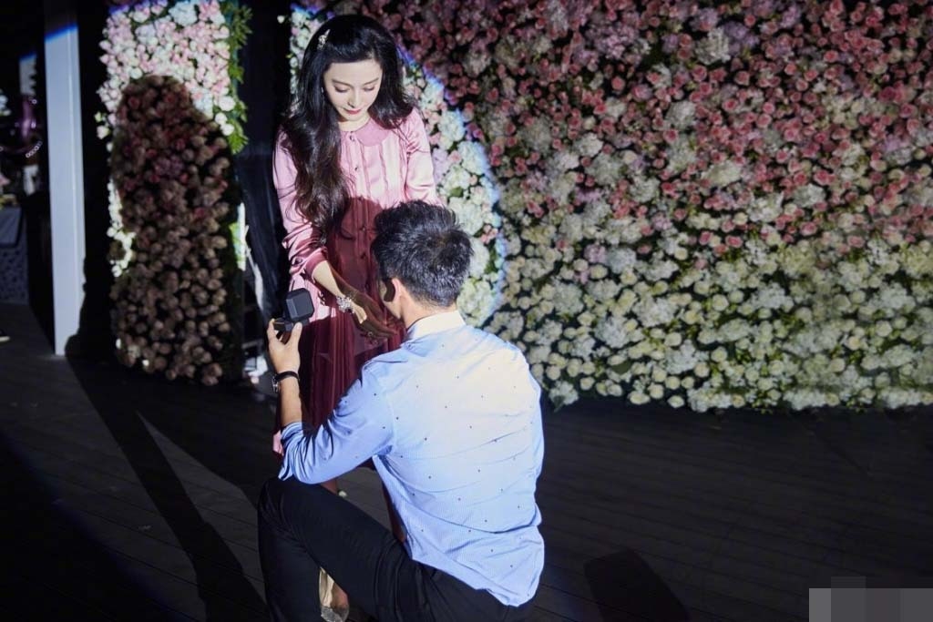 Ít ai biết trước khi cầu hôn Phạm Gia, Lý Thần còn có một cậu con trai
