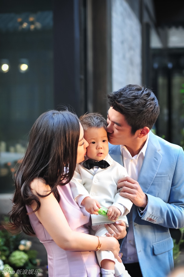 Ít ai biết trước khi cầu hôn Phạm Gia, Lý Thần còn có một cậu con trai