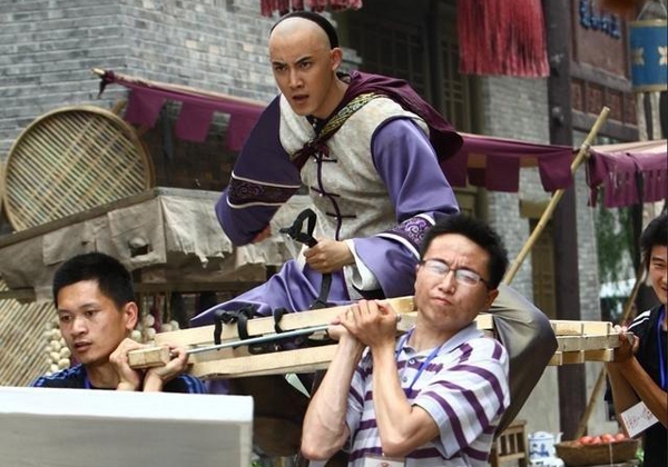 Hậu trường những cảnh cưỡi ngựa 'diễn sâu quá sâu' của phim Hoa Ngữ
