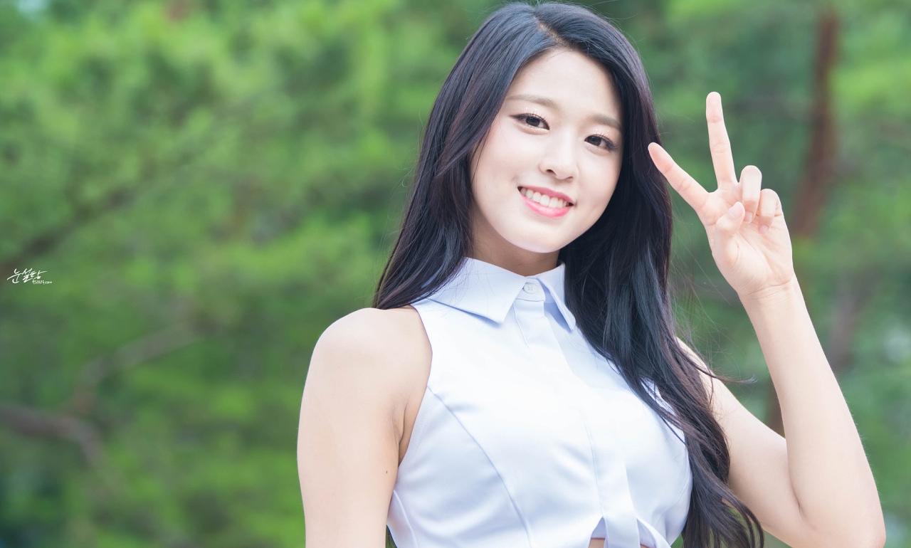 Park Bo Gum và Seolhyun là gương mặt quảng cáo được yêu thích nhất