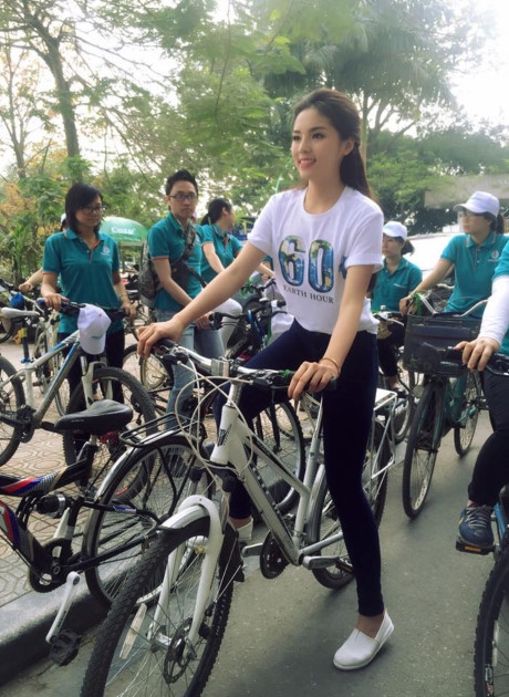 Những khoảnh khắc đời thường xinh đẹp của Kỳ Duyên khiến người hâm mộ ngưỡng mộ.
