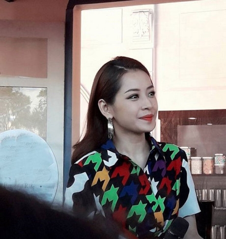 Tập hợp loạt ảnh chụp lén mà vẫn “đẹp rạng ngời” của sao Việt
