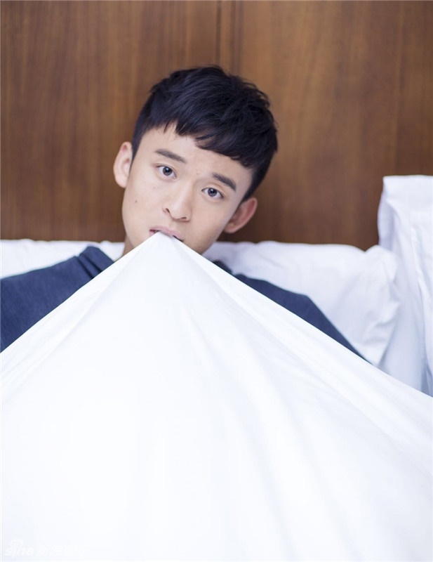 Tôn Di của Bởi Vì Được Gặp Em hạ sinh con gái đầu lòng