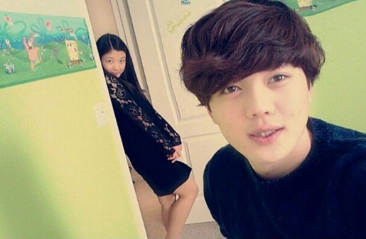 Khi không là diễn viên nổi tiếng, Kim Yoo Jung ở đời thường thế nào?