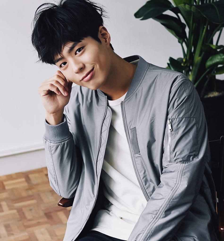 Park Bo Gum và Seolhyun là gương mặt quảng cáo được yêu thích nhất
