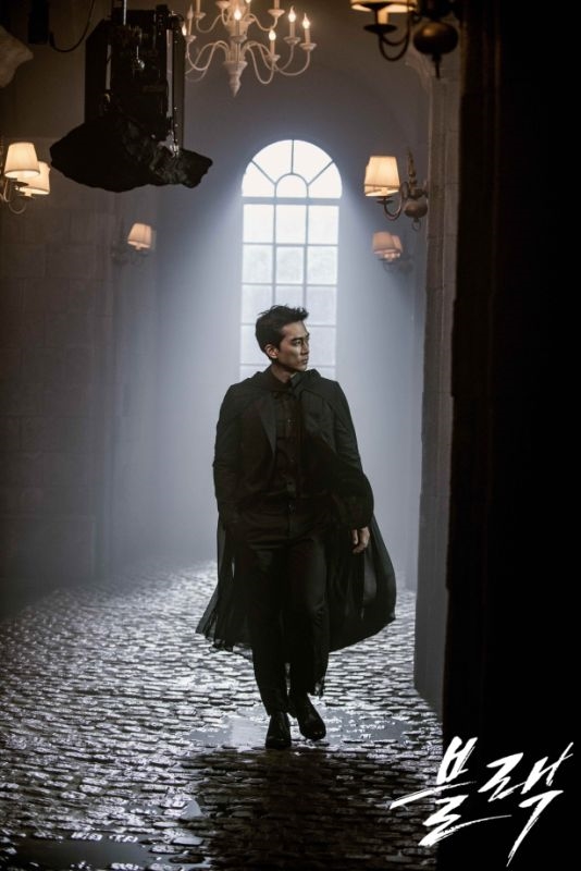 Song Seung Hun hóa 'quý ông máu lạnh' trong drama mới 'Black'