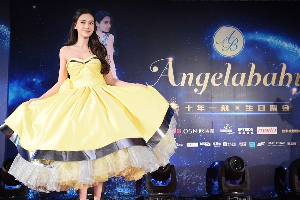 AngelaBaby quá xinh đẹp khi xuất hiện lộng lẫy như một nàng công chúa