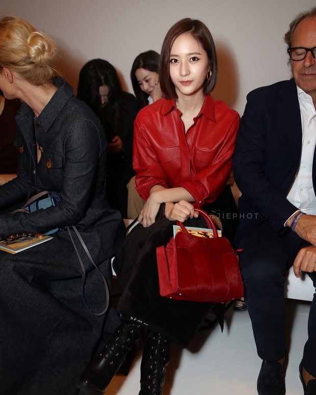 Krystal gây 'xôn xao' khi lần đầu tiên cắt tóc ngắn sau 8 năm debut