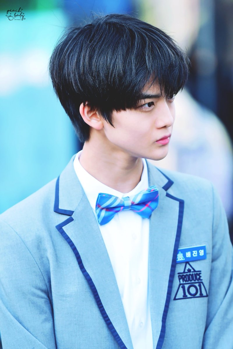 Những bộ phận cơ thể của Wanna One mà fan muốn bảo tồn như báu vật