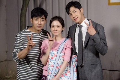 Đẳng cấp huyền thoại: TVXQ Yunho chẻ hai mái làm cameo cũng gây sốt