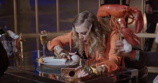 Cận cảnh hậu trường cực nhoi Look What You Made Me Do của Taylor Swift