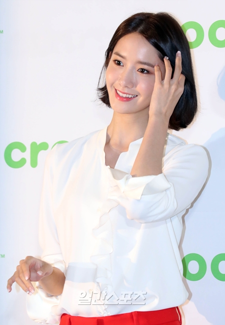 Yoona tóc ngắn năng động, trẻ trung tại sự kiện mới