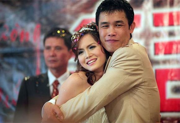 Cuộc hôn nhân với người vợ thứ hai của Hiệp gà cũng nhanh chóng tan vỡ vì thiếu sự tin tưởng lẫn nhau.