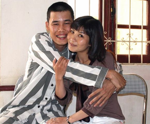 Hình ảnh Thanh Quý vẫn luôn đồng hành cùng chồng trong những giai đoạn khó khăn từng khiến nhiều khán giả ngưỡng mộ.