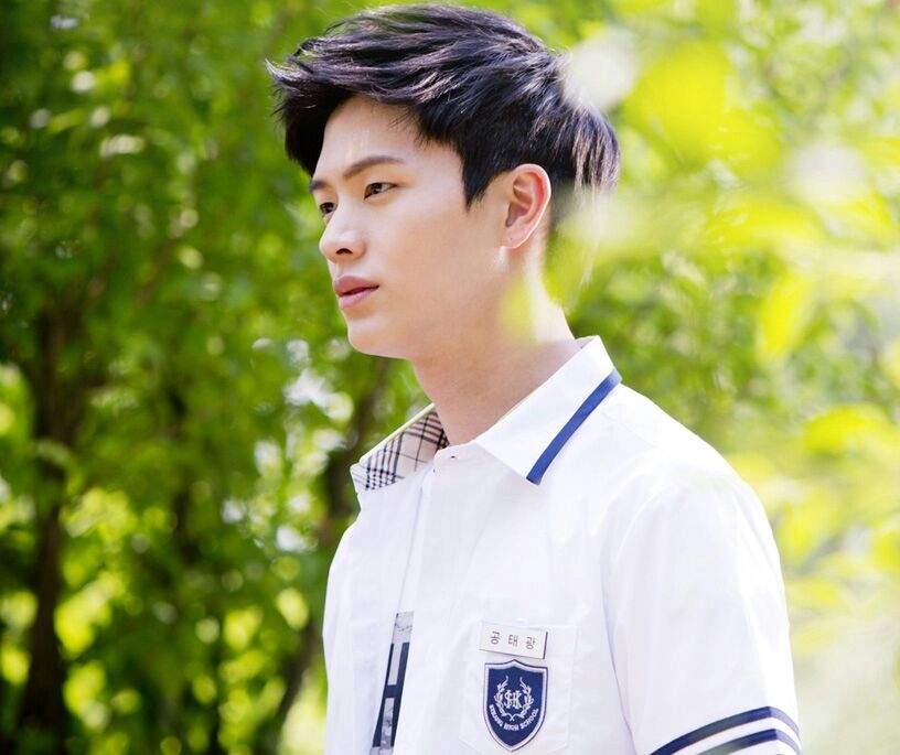 Những idol toàn tài ca hát cũng hay mà diễn xuất cũng giỏi