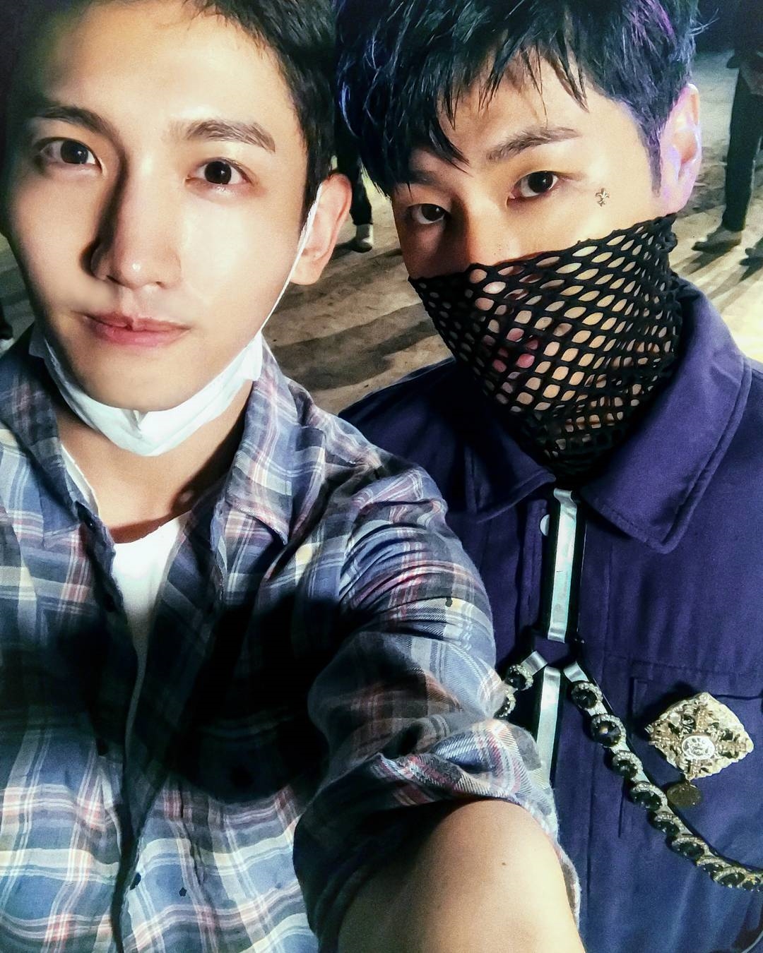 Sao Hàn ngày 27/9: Muôn kiểu selfie của dàn sao hot