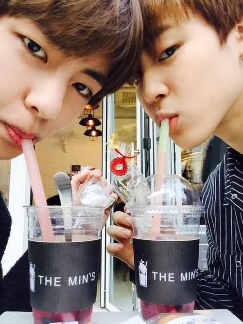 Những cặp đôi nam nam được lòng người hâm mộ Kpop nhất