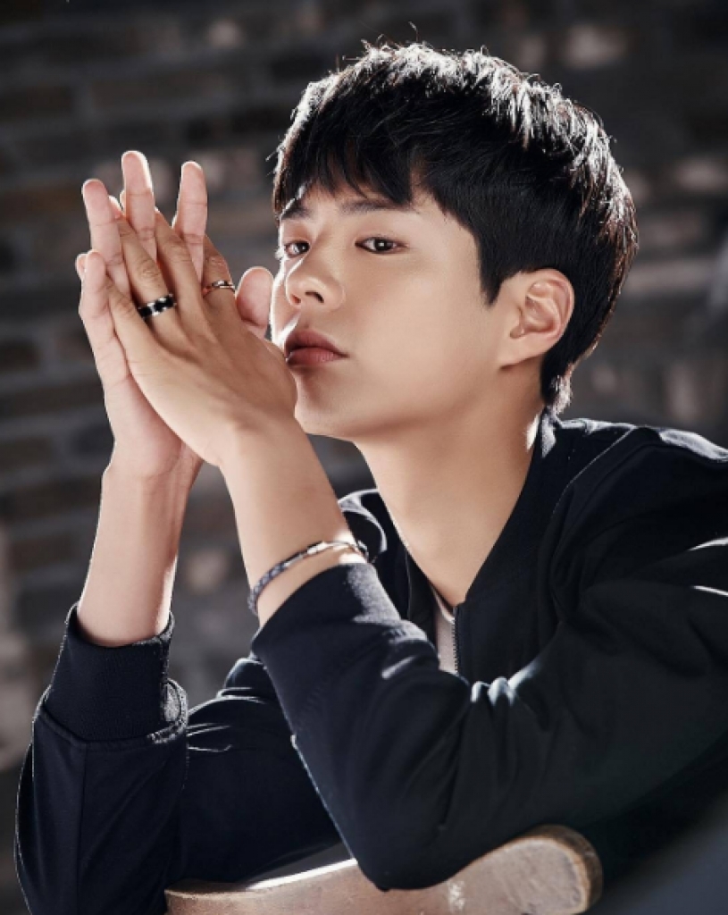 Park Bo Gum gây tranh cãi khi thể hiện tín ngưỡng tôn giáo