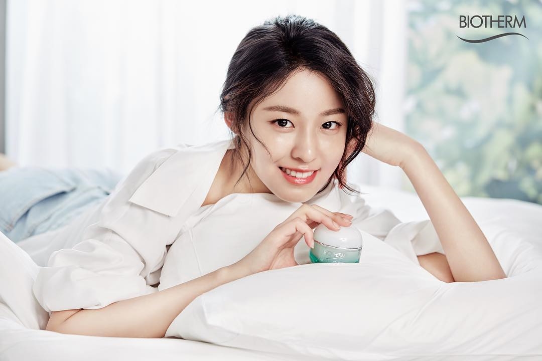 Vượt mặt Yoona, danh hiệu nữ hoàng của Seolhyun bị Knet mỉa mai nhiệt