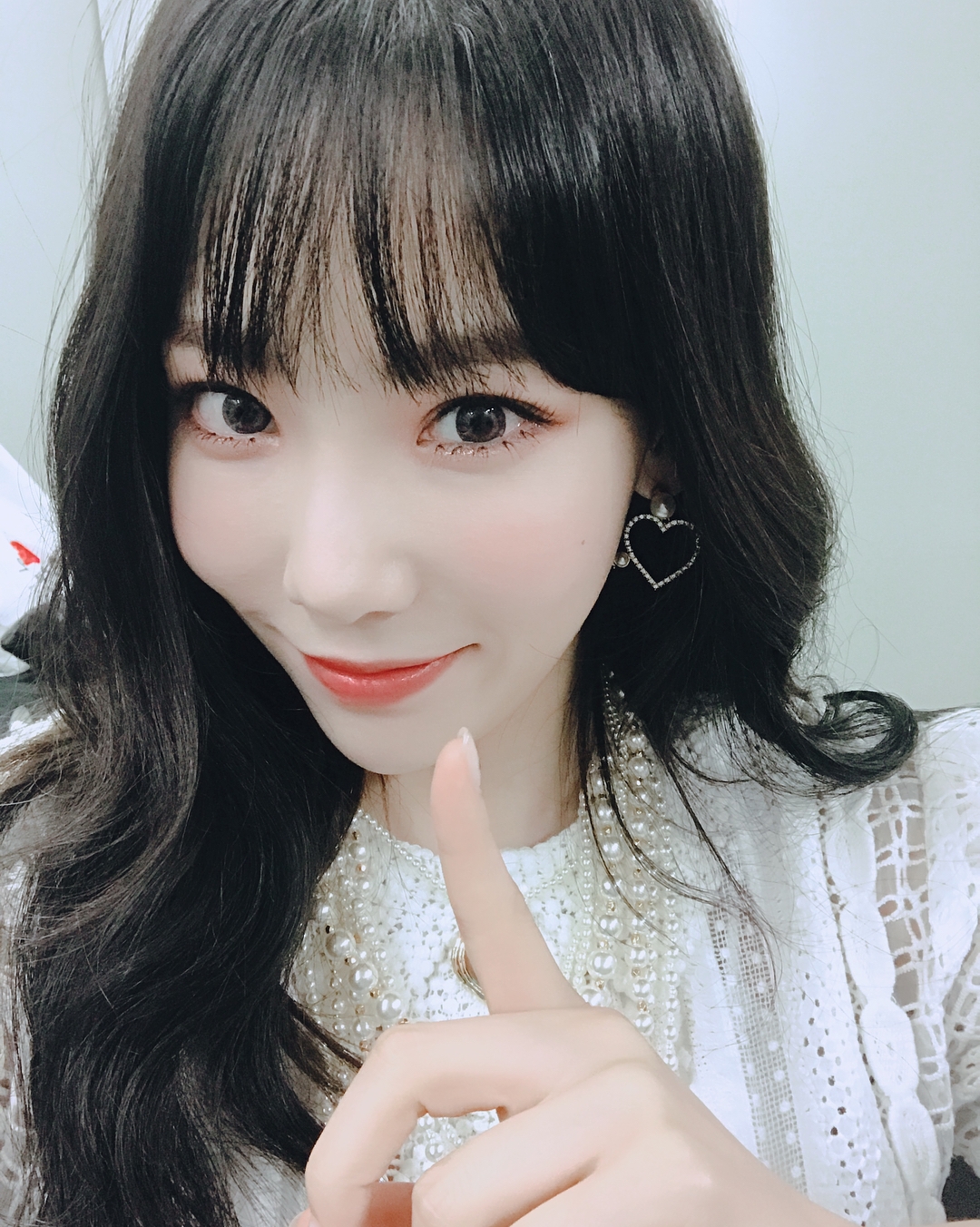 Sao Hàn ngày 27/9: Muôn kiểu selfie của dàn sao hot