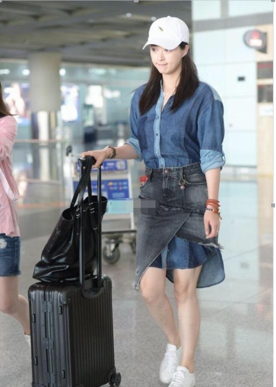 Ngắm nhan sắc thật của dàn mỹ nhân Hoa ngữ qua hình chụp vội