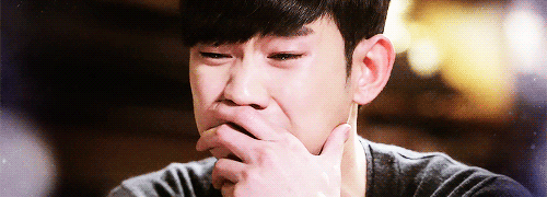 Kim Soo Hyun nhập ngũ, những khoảnh khắc khiến fan nhớ mãi