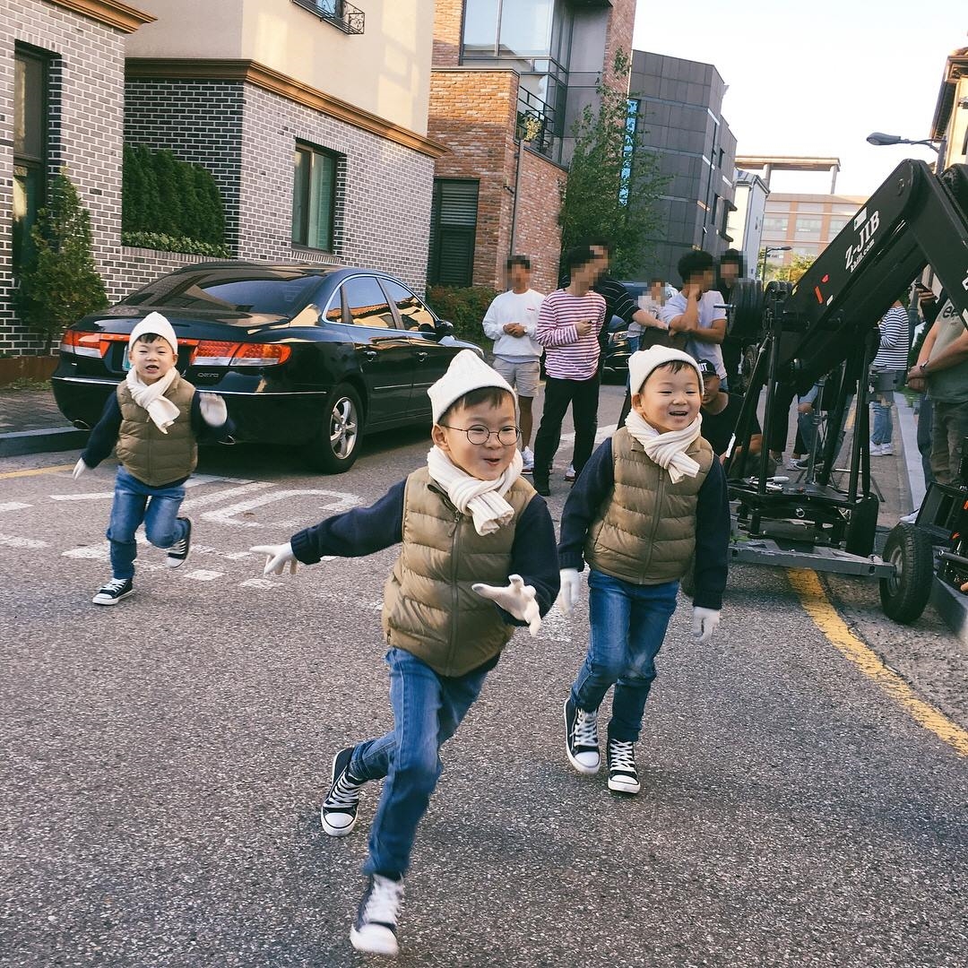 Daehan, Minguk và Manse về Hàn Quốc đón trung thu cùng gia đình