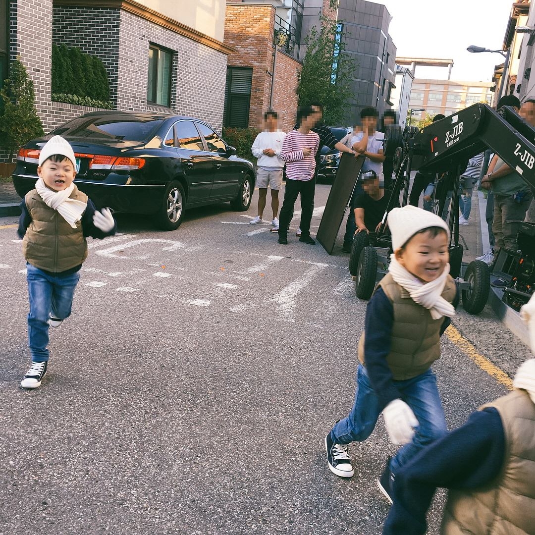 Daehan, Minguk và Manse về Hàn Quốc đón trung thu cùng gia đình