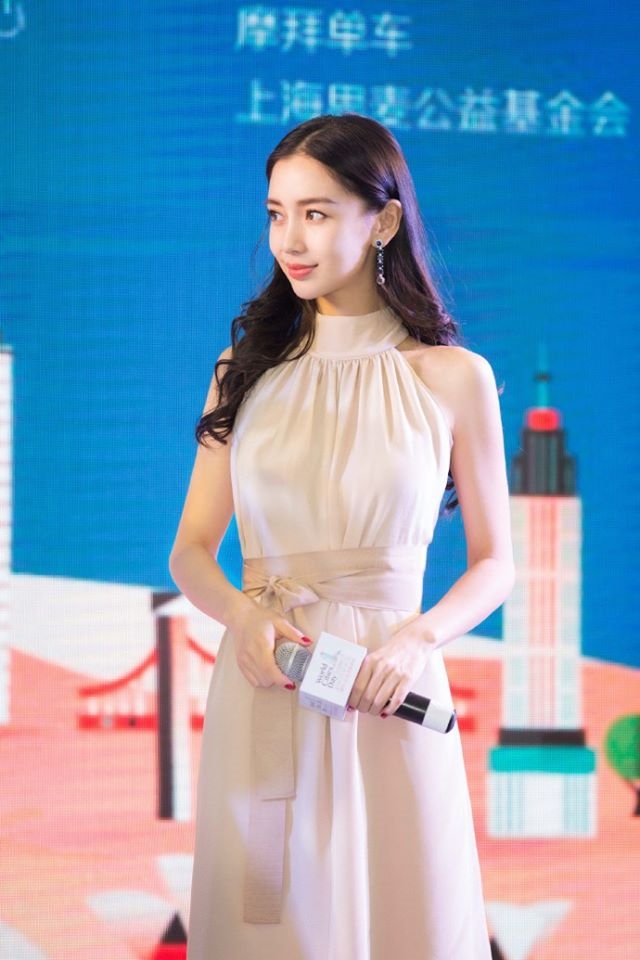 Nhan sắc của AngelaBaby dường như đã đạt đến đẳng cấp của 'hoàn hảo'