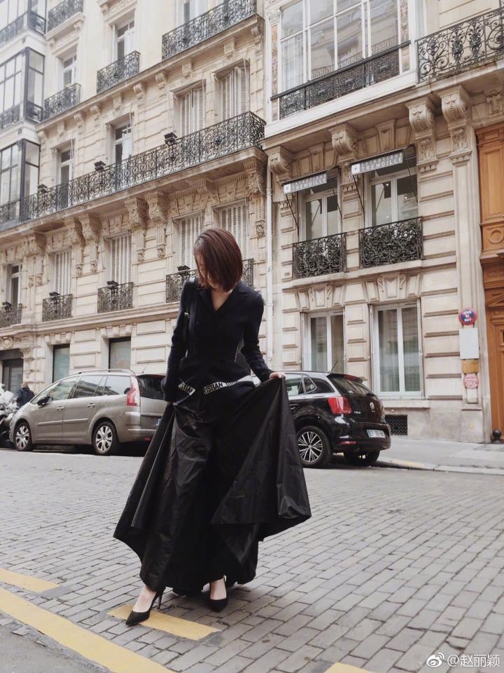 Những bức ảnh chứng minh Triệu Lệ Dĩnh bị stylist 'hại'