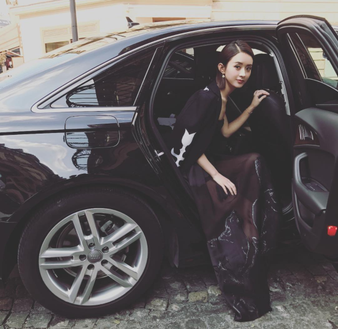 Những bức ảnh chứng minh Triệu Lệ Dĩnh bị stylist 'hại'
