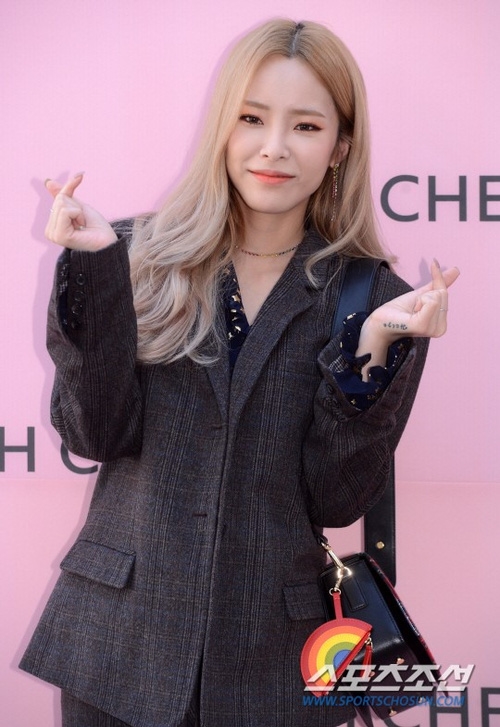 Từng bị chê kém sắc, Hyoyeon SNSD đã tái xuất đẹp rạng rỡ đến thế này