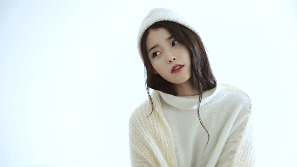 Sao nữ Kpop bị ném đá: người thờ ơ như không, người phản pháo dữ dội