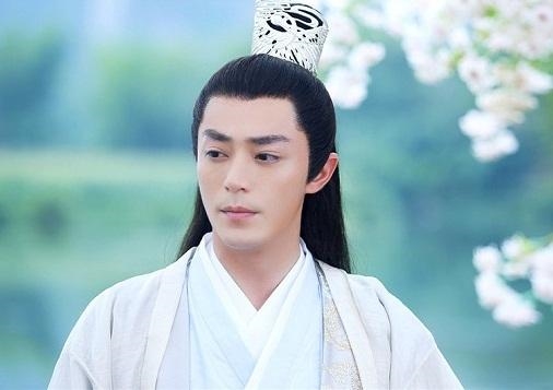 Ngoại hình và biểu cảm của Hoắc Kiến Hoa không hợp với vài Phạm Lãi.