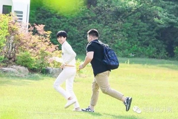 Những nghề nghiệp được tiếp xúc với sao nam nhiều nhất