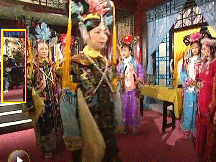 Khi thánh soi nhặt sạn trong phim Hoa Ngữ