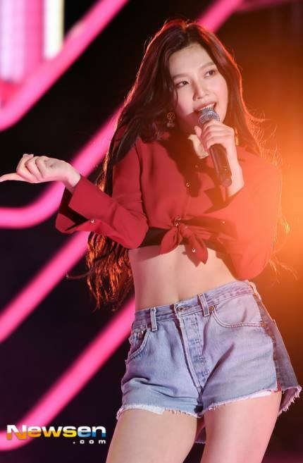 Red Velvet - nhóm nhạc cả 5 thành viên đều mặt xinh dáng chuẩn
